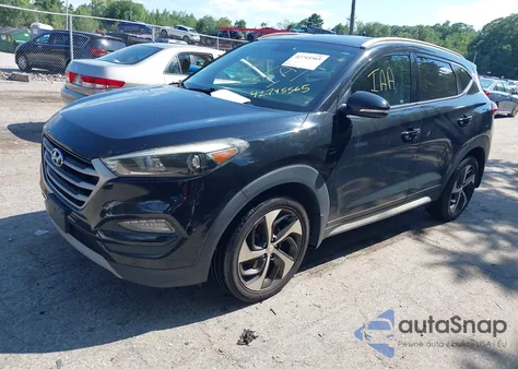 2017 Hyundai Tucson Sport z USA, uszkodzony, nr VIN KM8J3CA2XHU534183